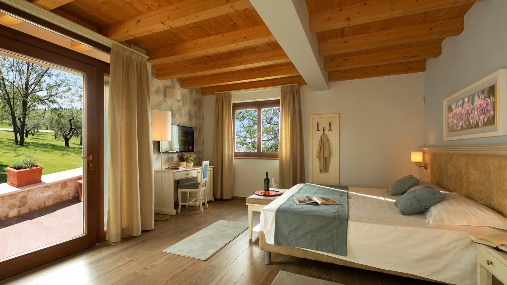 Borgo Romantico Green Relais Cavaion Veronese Ruang foto